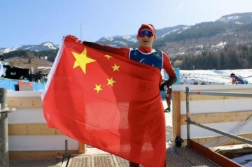 世界杯直播平台入口-米兰冬残奥会首个比赛日，国歌响彻意大利泰塞罗越野滑雪体育场｜米兰冬残奥会特别报道